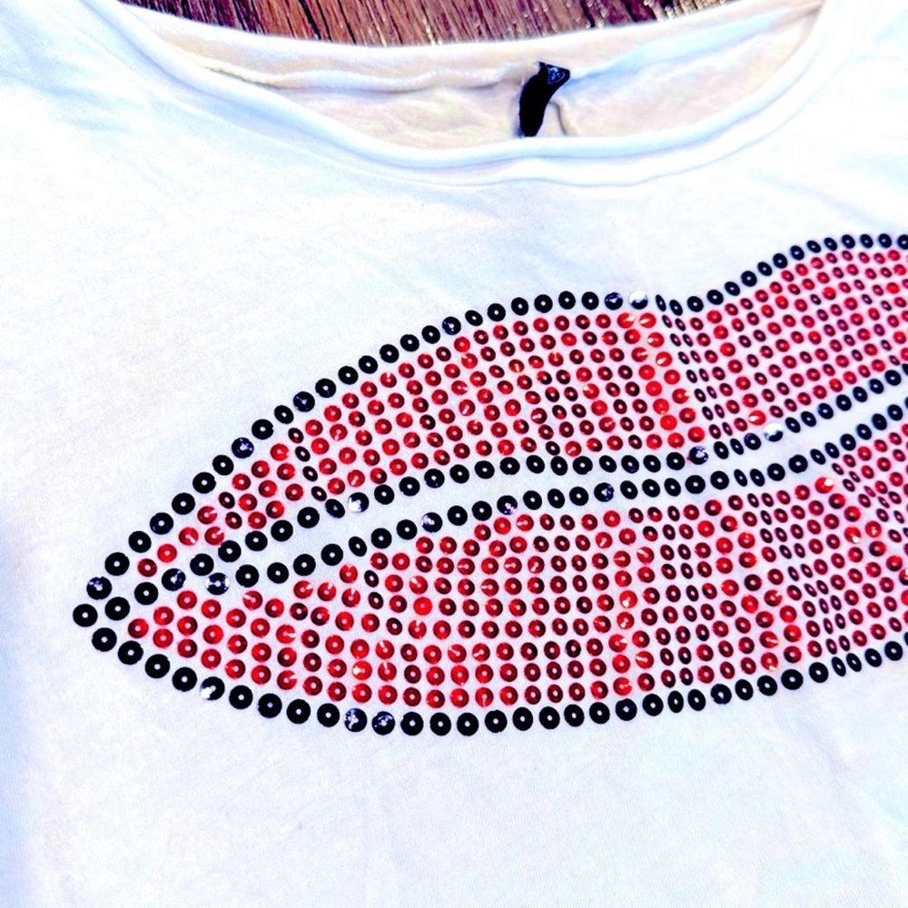 Rhinestone Lip Graphic Crop Top White Y2K